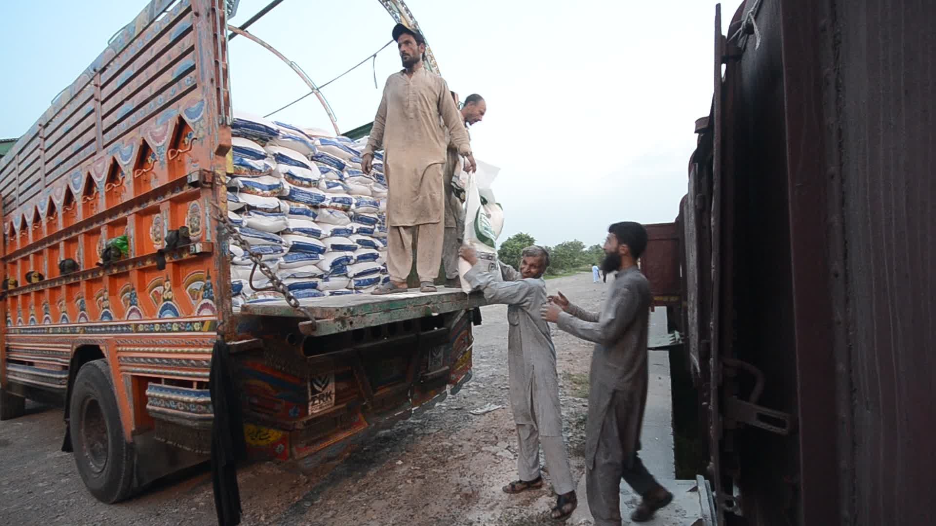 Pakistan flash flood Aid in Peshawar
