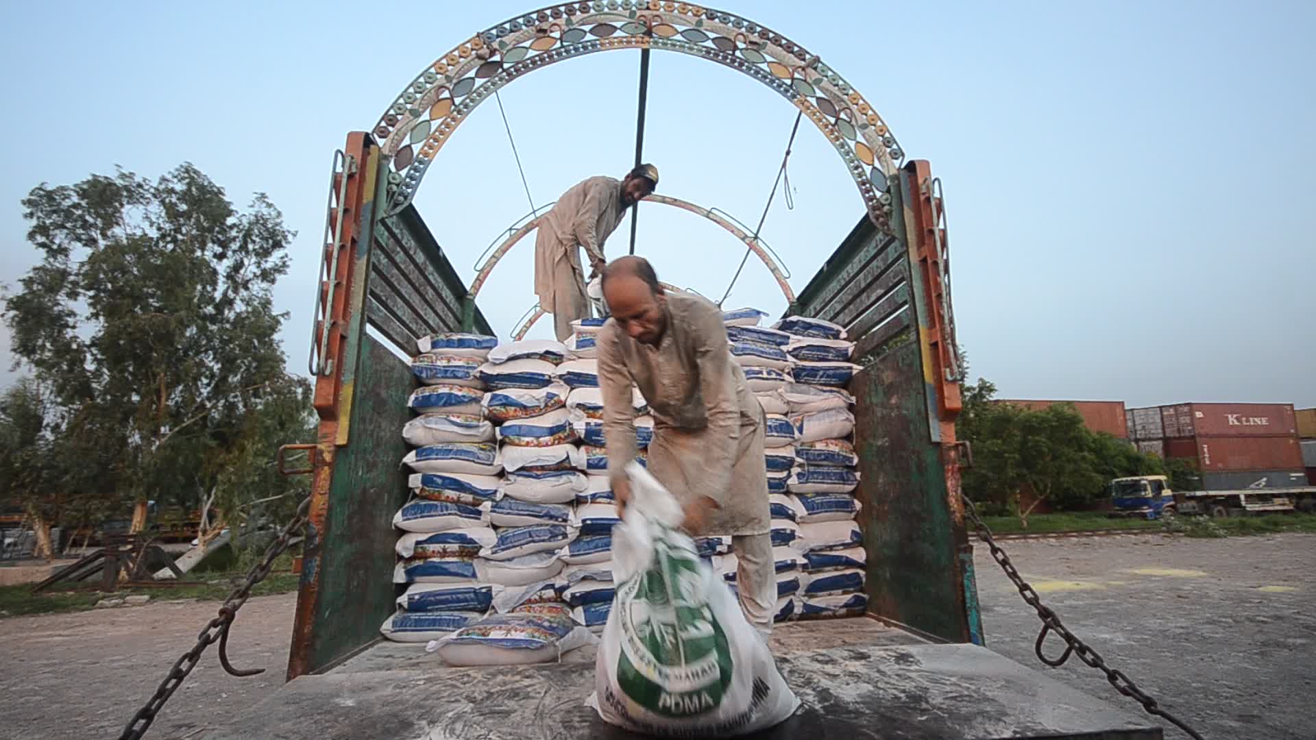 Pakistan flash flood Aid in Peshawar
