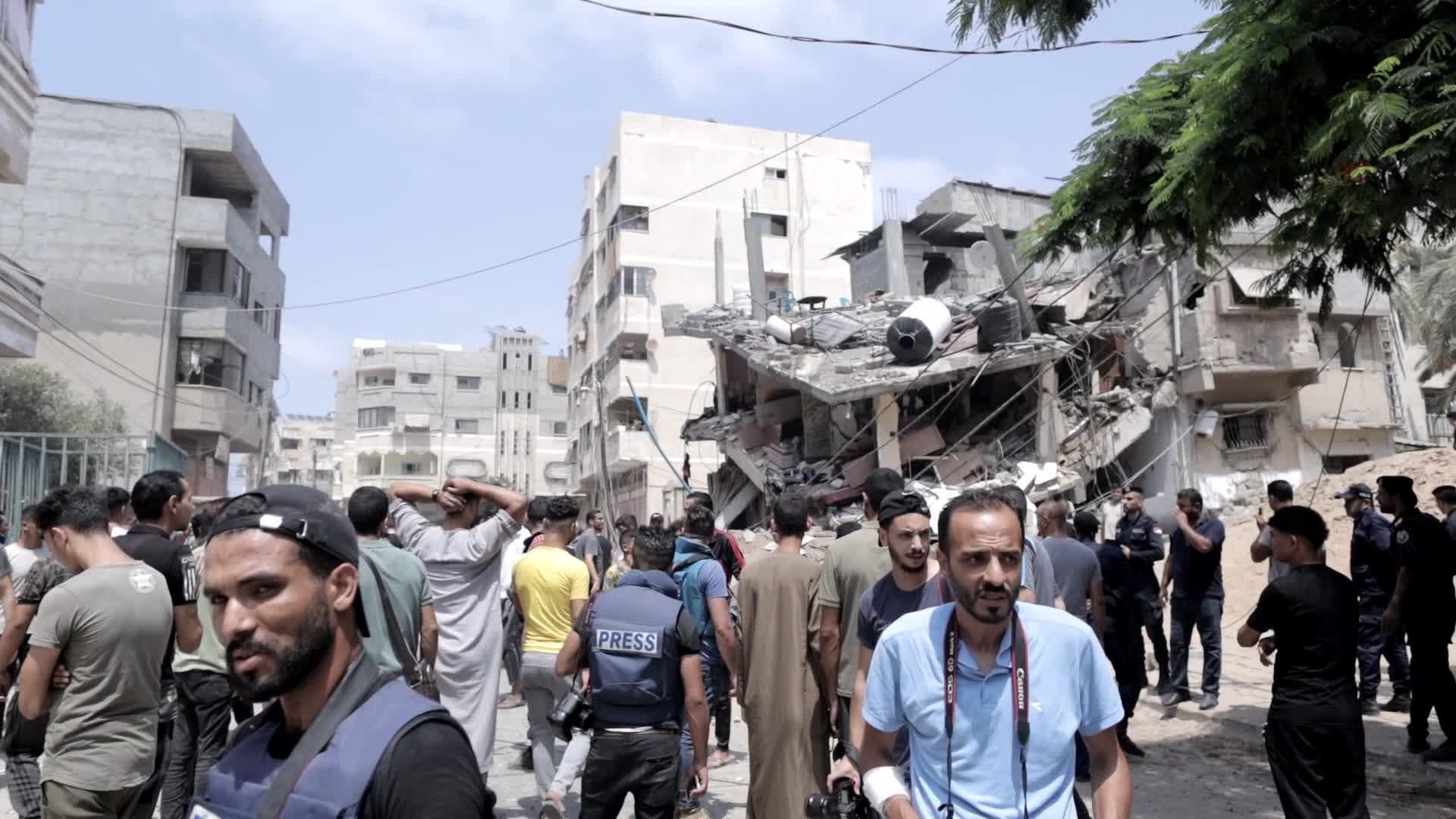 Israeli warplanes bombed a five storey residential building in Gaza