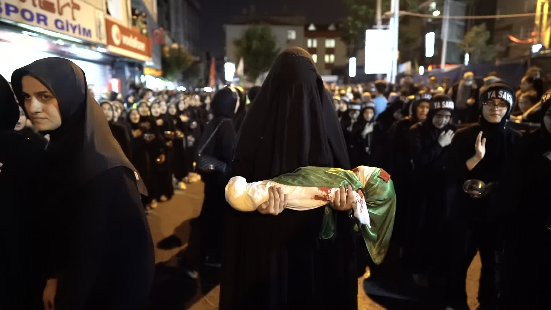 Ashura In Istanbul