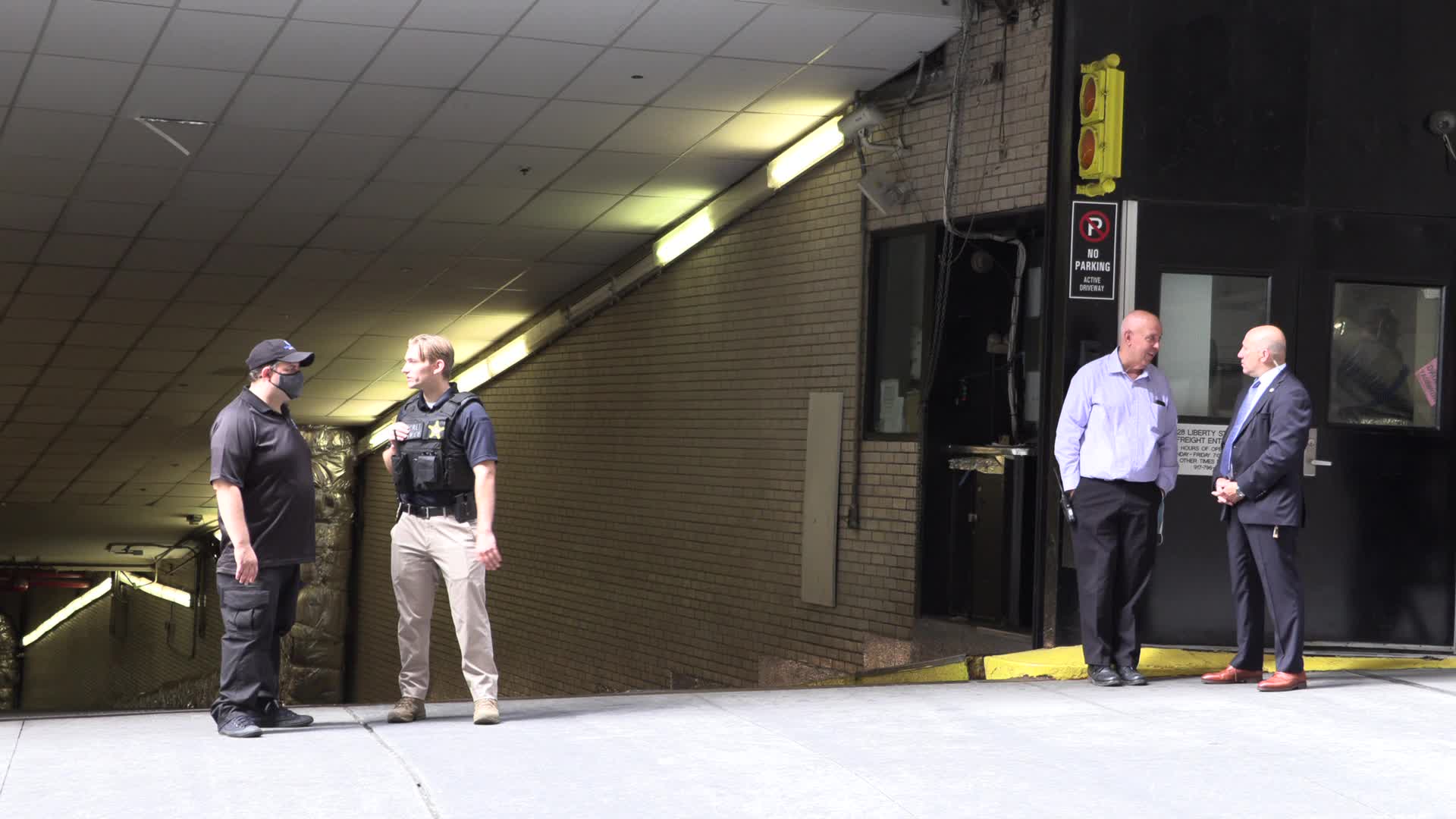 NYC: Trump Motorcade AG office