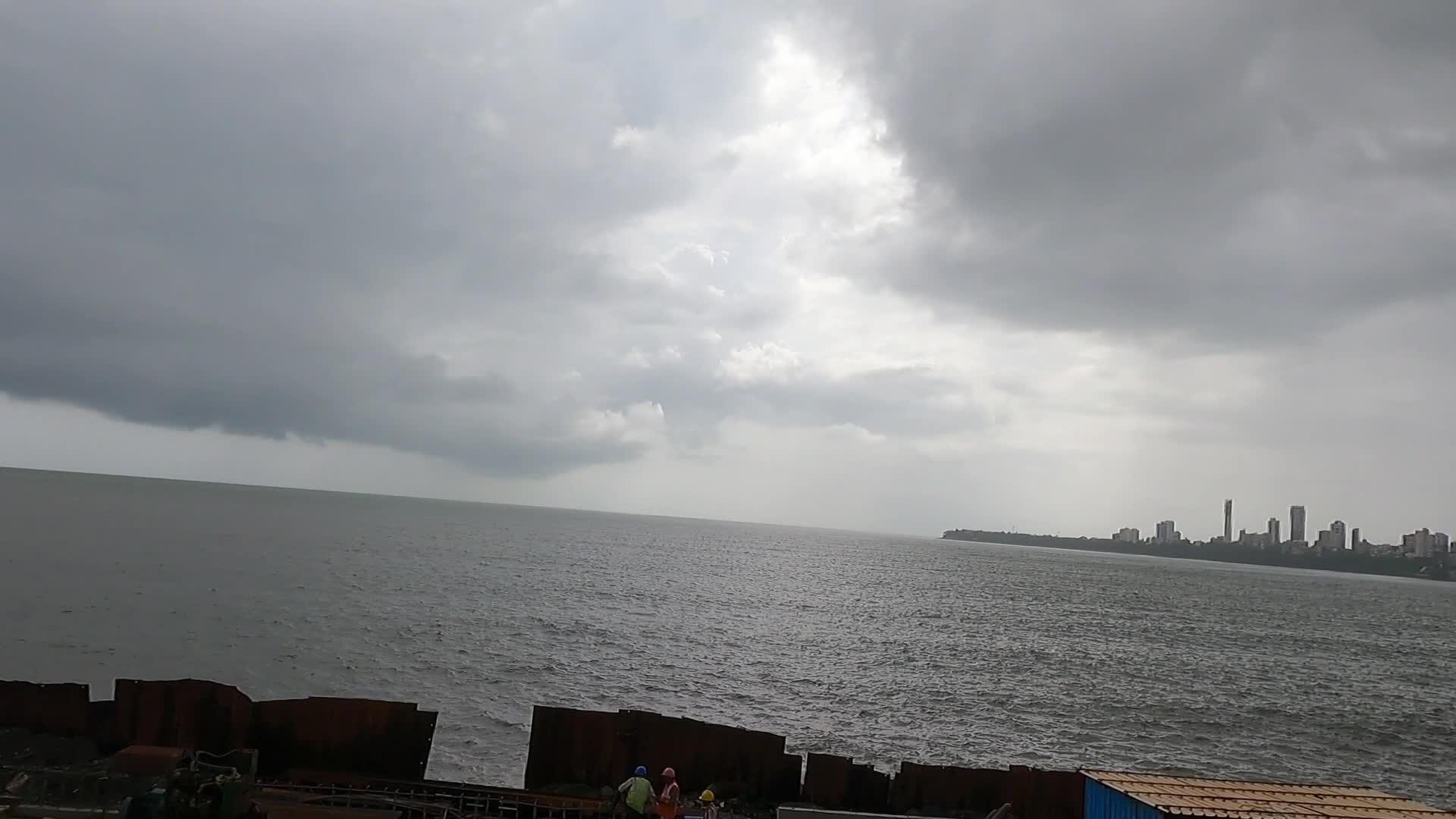 Dark Clouds In Mumbai