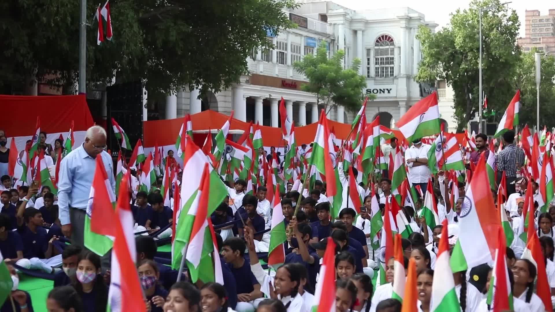 Students celebrate Independence day in New Delhi, India