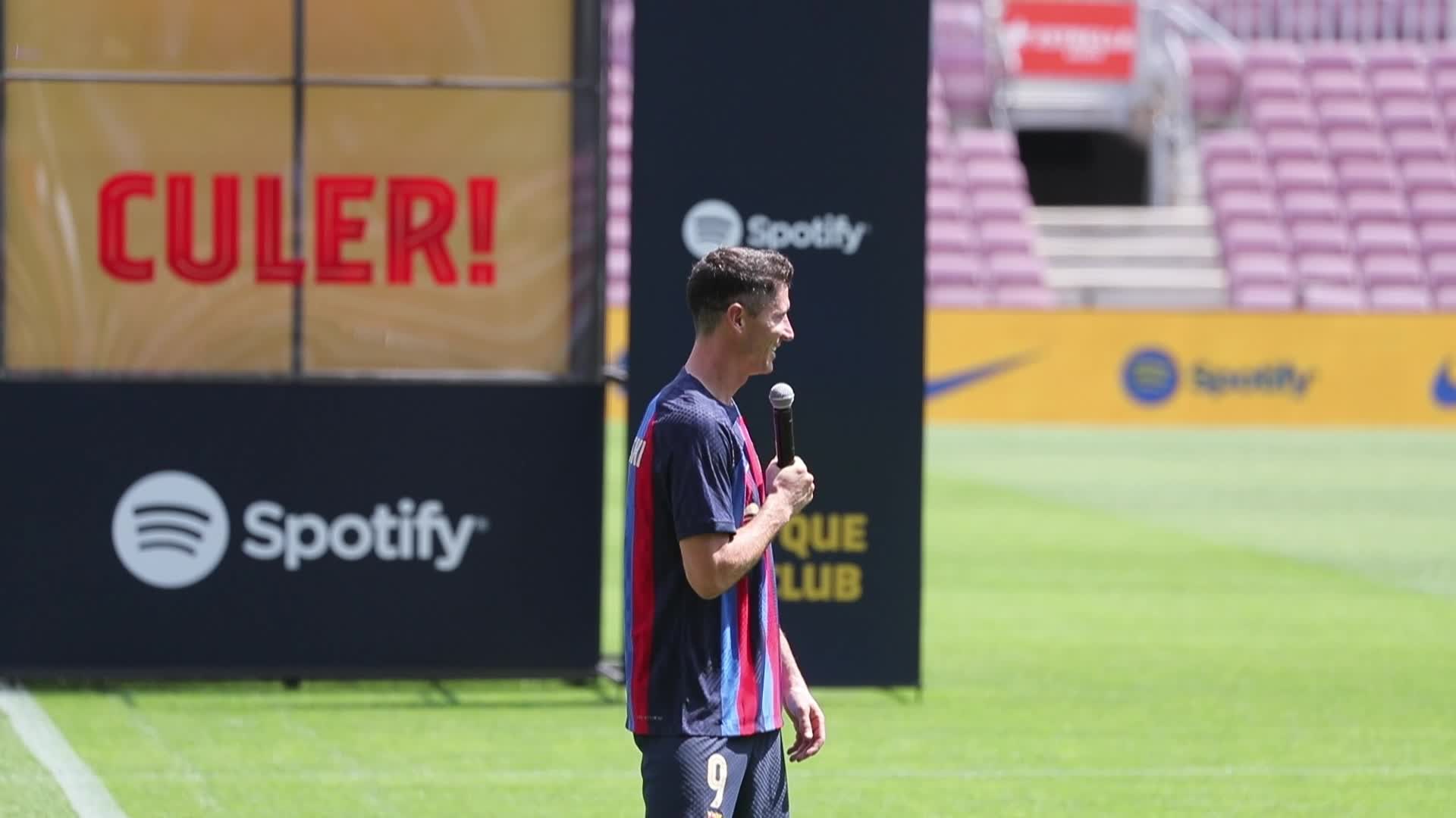 Lewandowski presented as a new FC Barcelona player