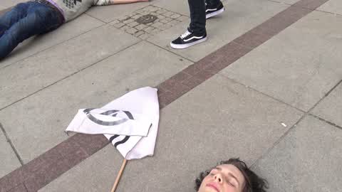 Extinction Rebellion organizes climate protest in Warsaw