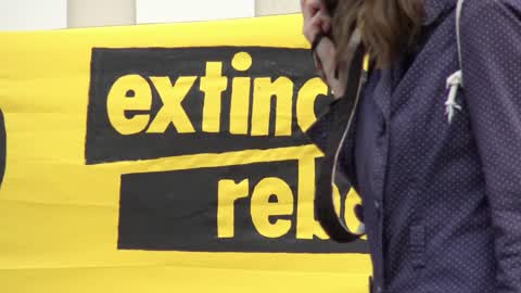 Extinction Rebellion organizes climate protest in Warsaw