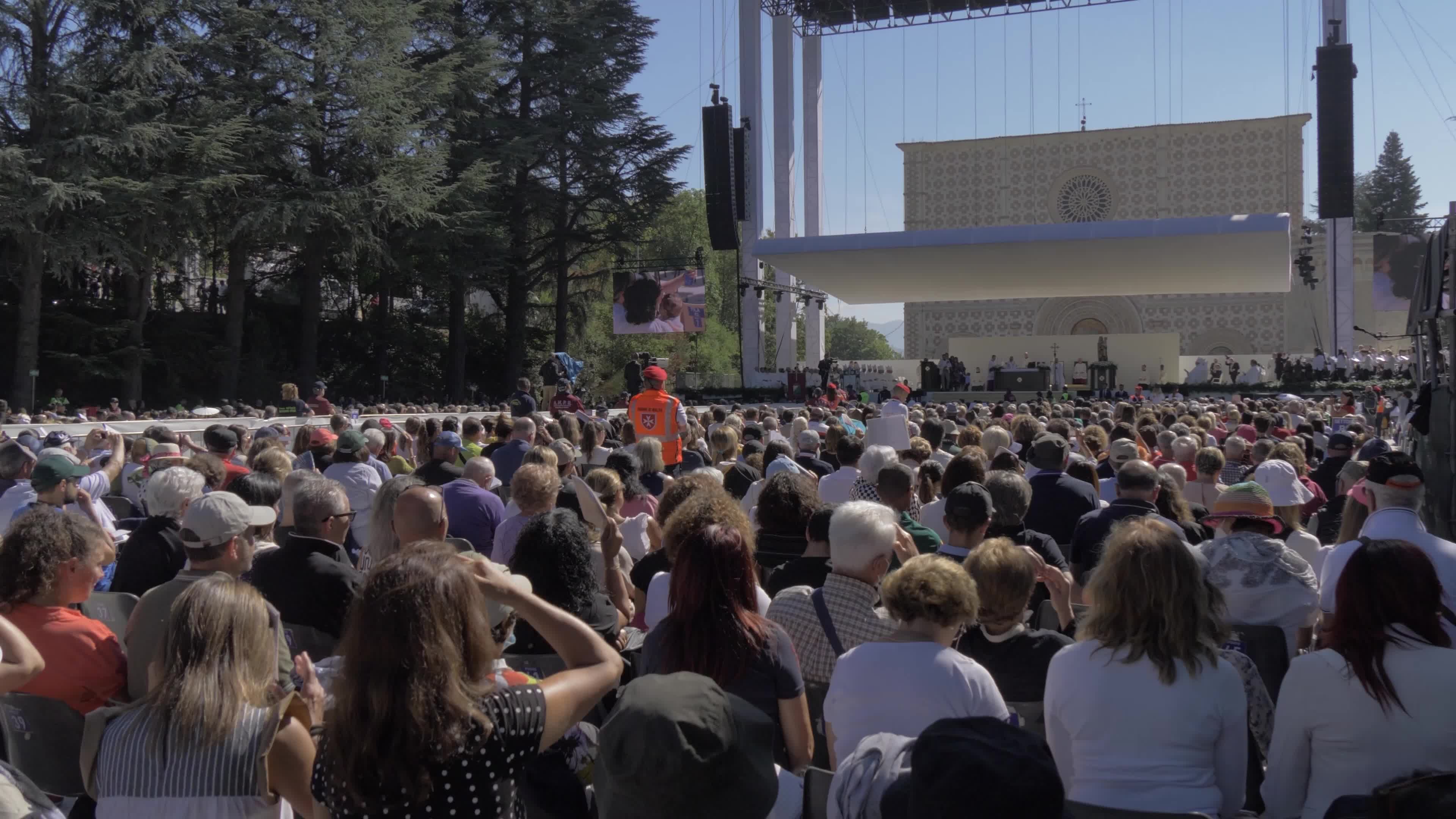 Holy Mass Of Pope Francis In L'Aquila, the first Pontiff To Open The Holy Door After 728 Years
