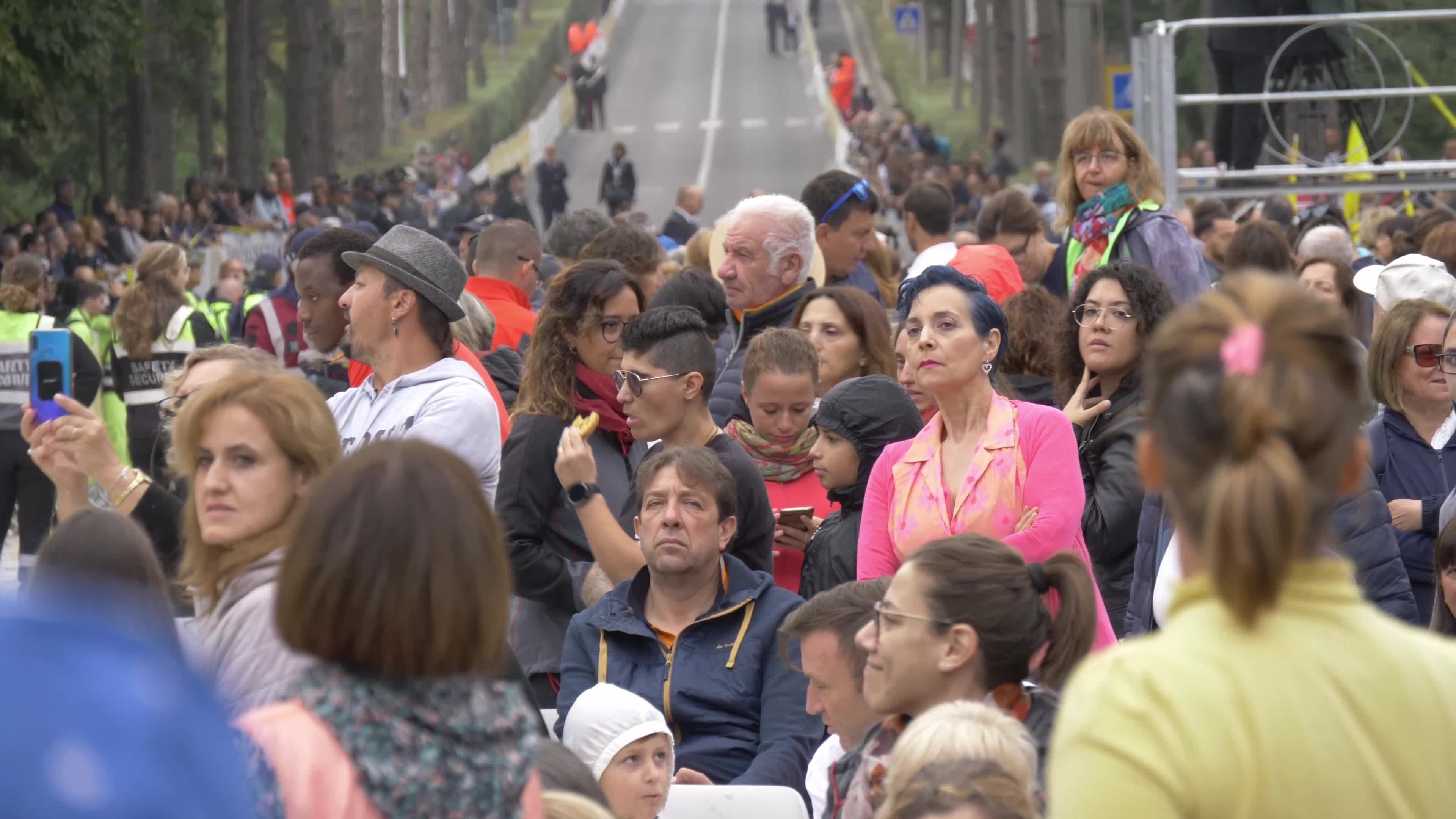 Pilgrims Await The Arrival Of Pope Francis In L'Aquila - Perdonanza Celestiniana 2022