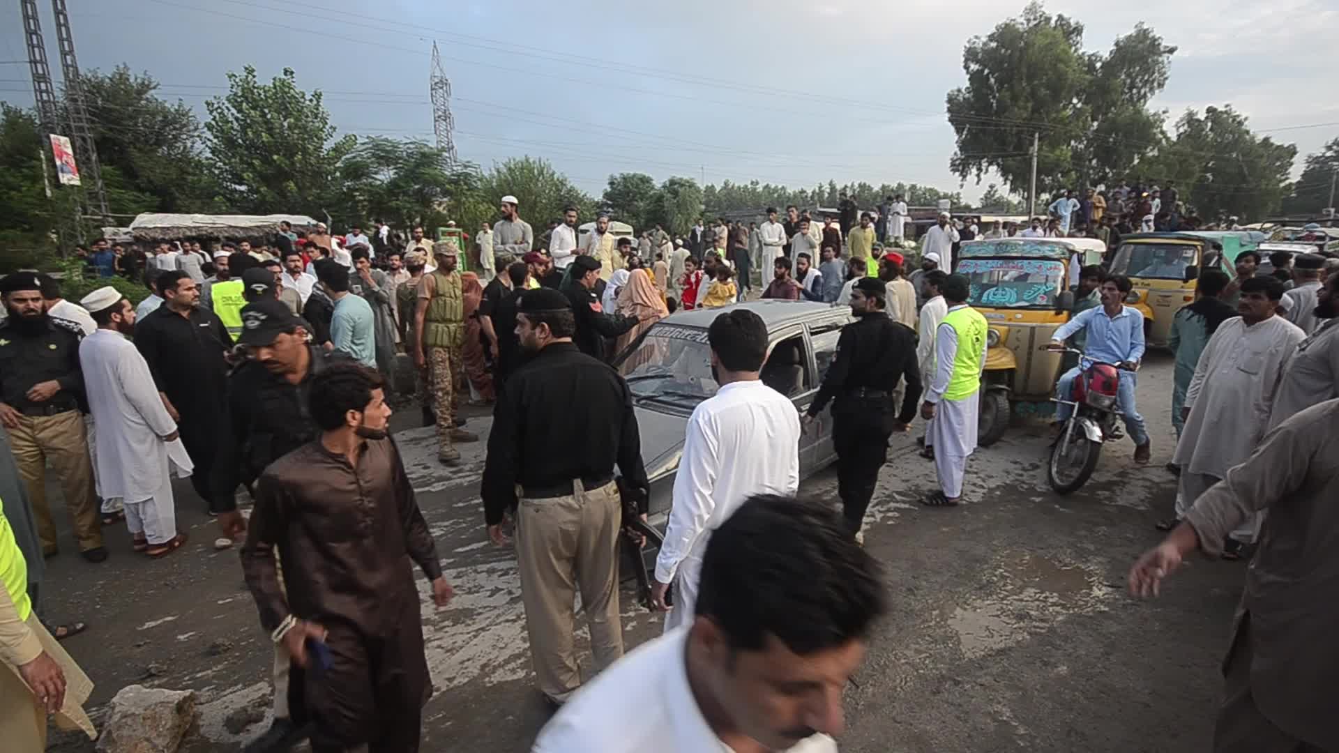 Over 900 dead since June amid heavy monsoon rains in Pakistan