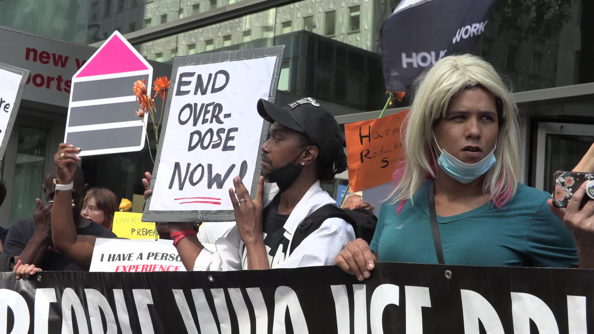 NY: Arrests Outside Governors Office as Activists Call for More Overdose Prevention Centers