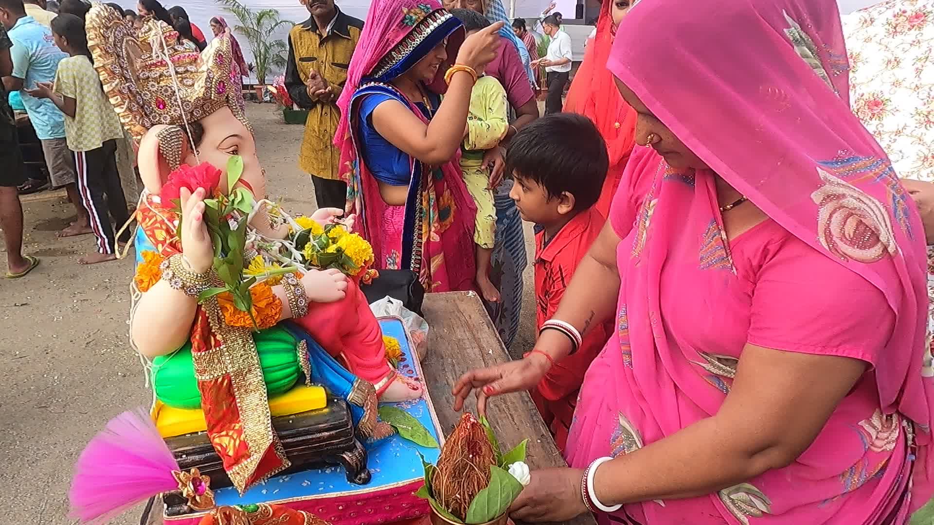 Ganesh Chaturthi Festival In Mumbai 