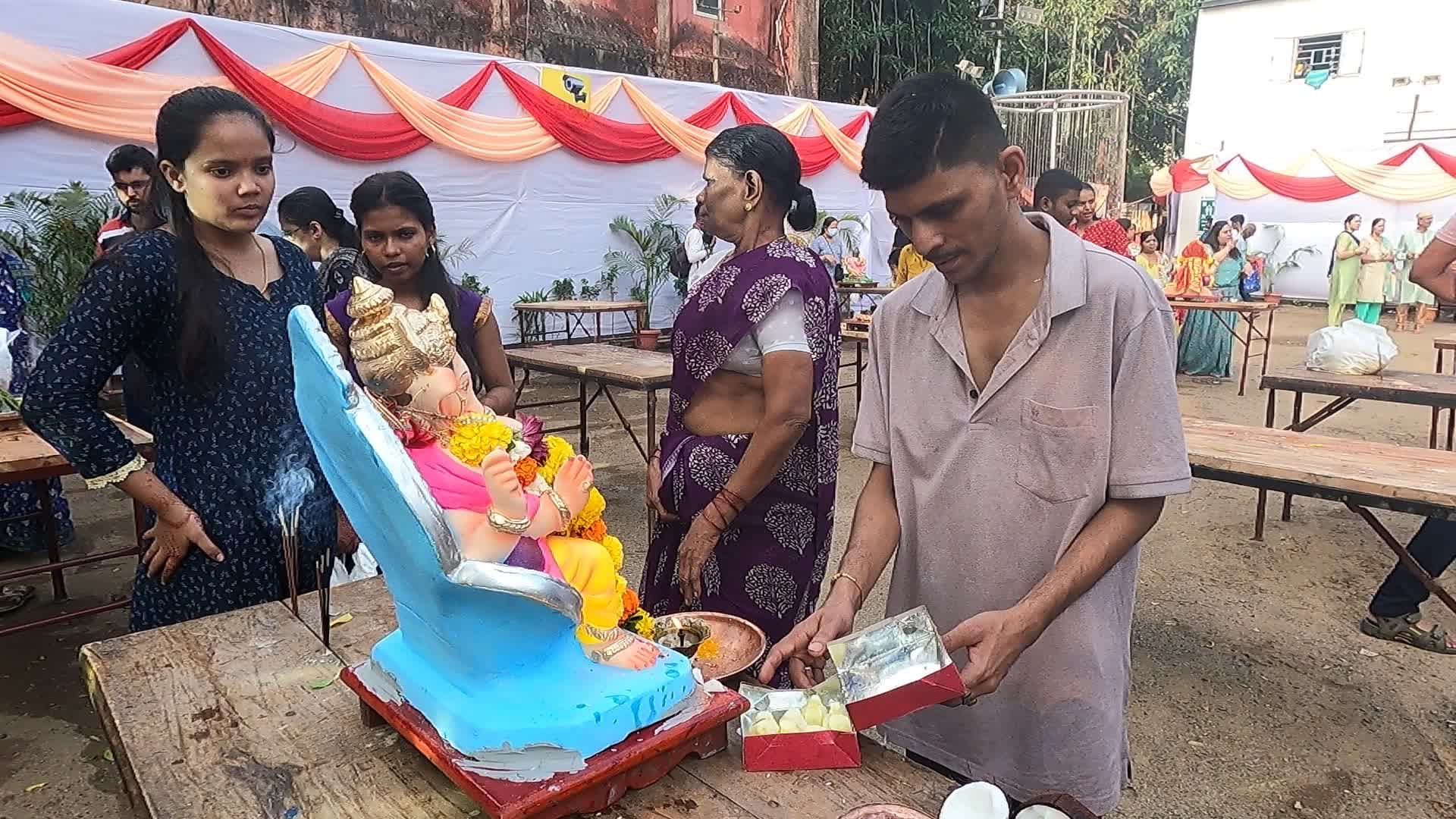 Ganesh Chaturthi Festival In Mumbai 