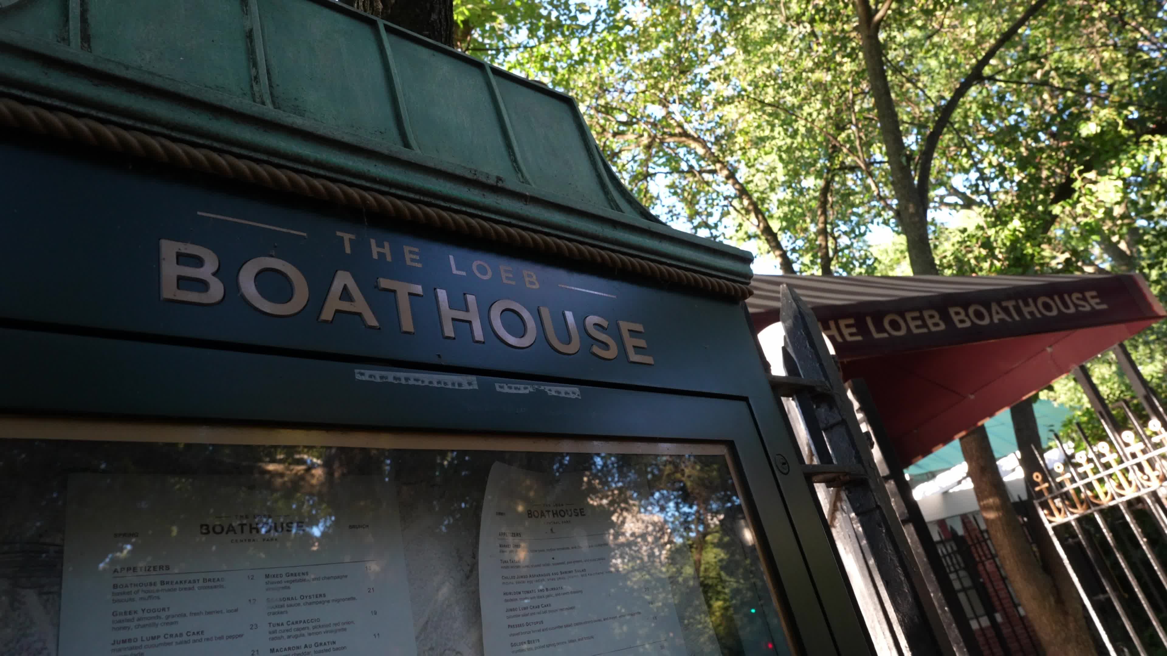 The Loeb Boathouse & Restaurant & Central Park Lake, New York City 