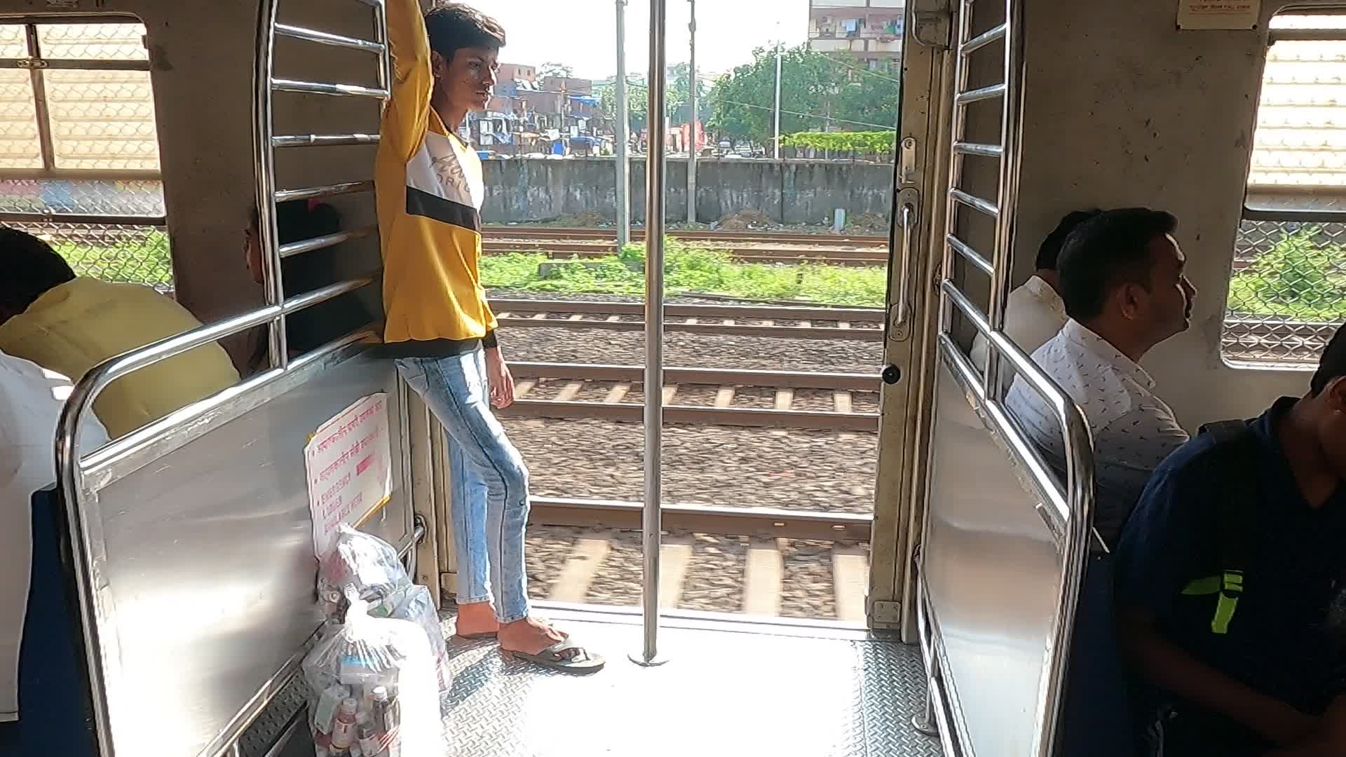 Suburban Train In Mumbai