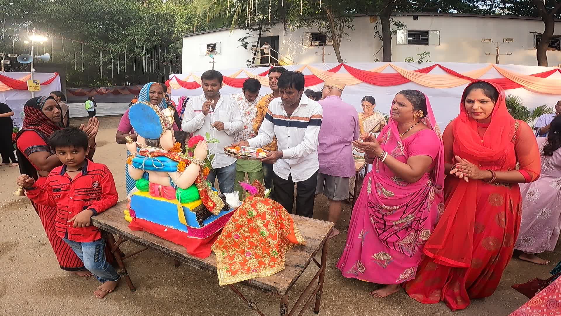 Ganesh Chaturthi Festival In Mumbai 
