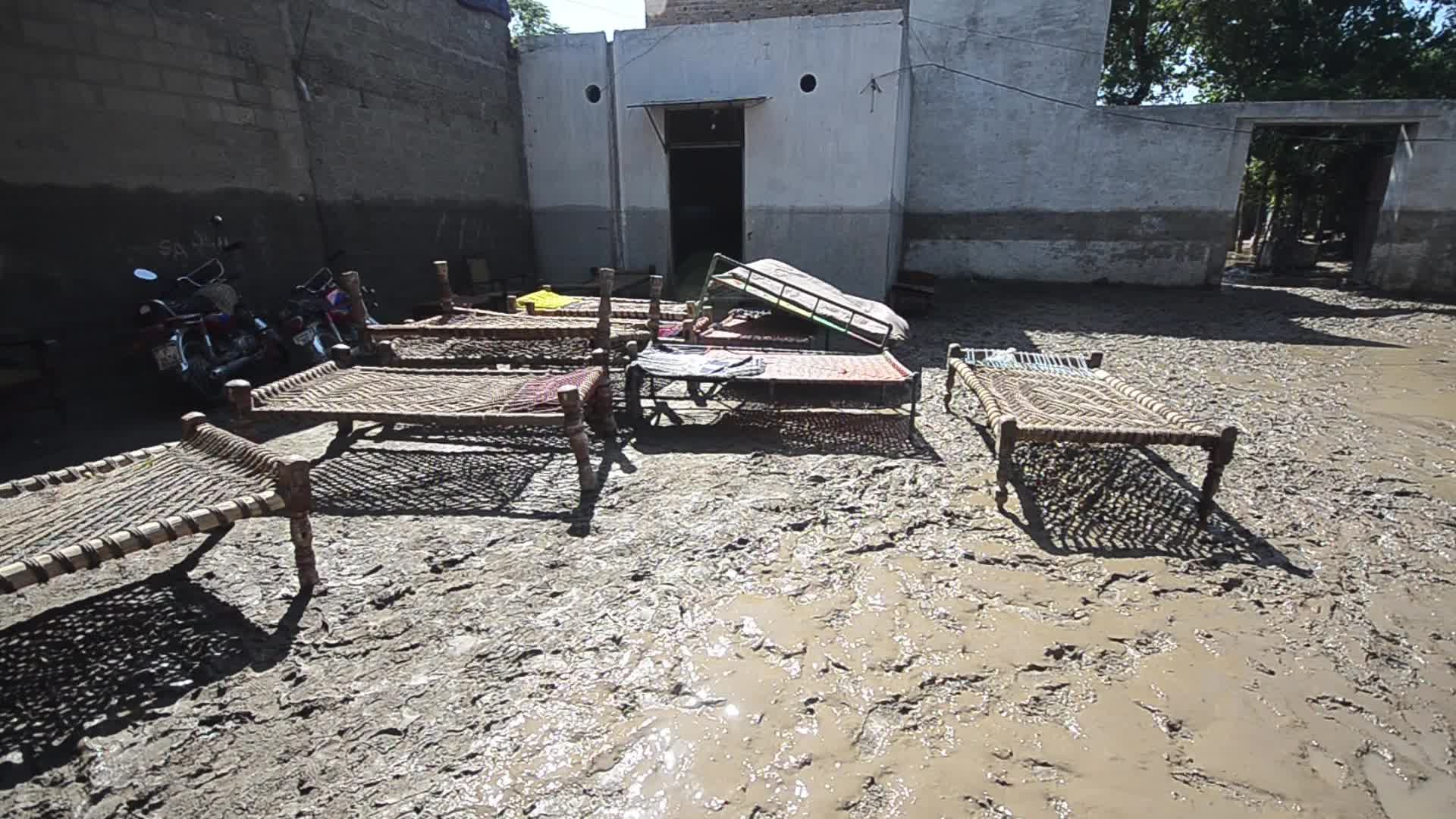 Over 1,061, dead since June amid heavy monsoon rains in Pakistan
