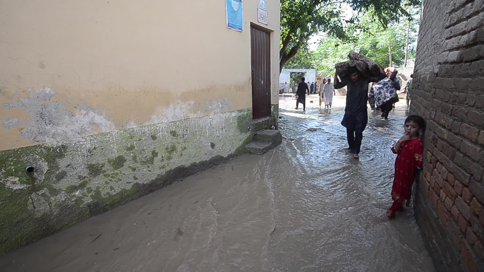 Over 1,061, dead since June amid heavy monsoon rains in Pakistan