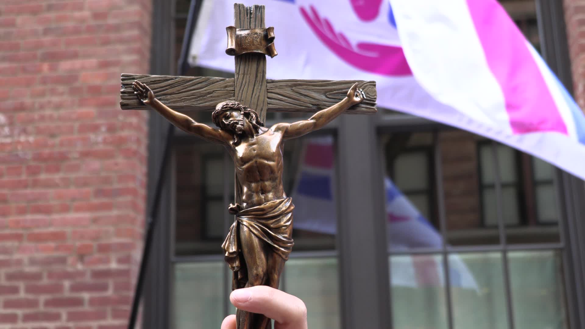 NY: Pro-Abortion Protesters Clash With Anti-Abortion Faith Group