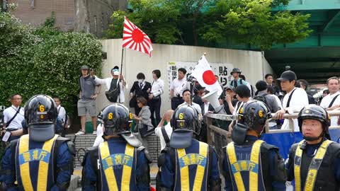 Protests in Tokyo as Trump visits Japan