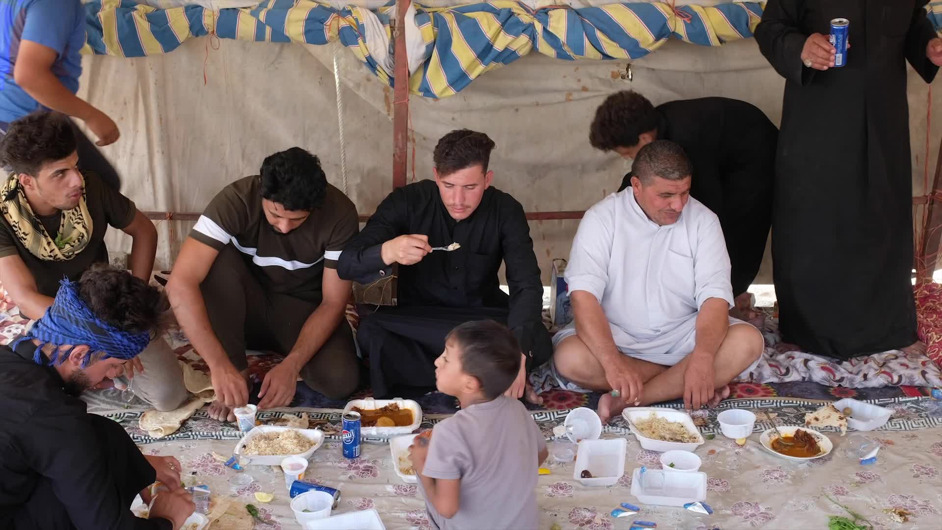 Shi'ite Muslims commemorate Arbain in Iraq