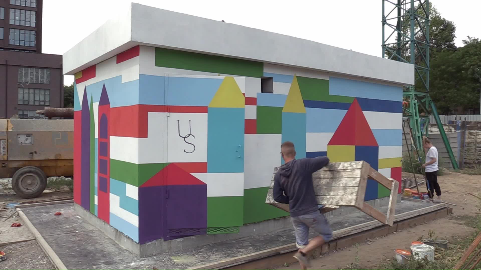 Mobile bomb shelters are being built in Odesa, amid Russia's invasion of Ukraine
