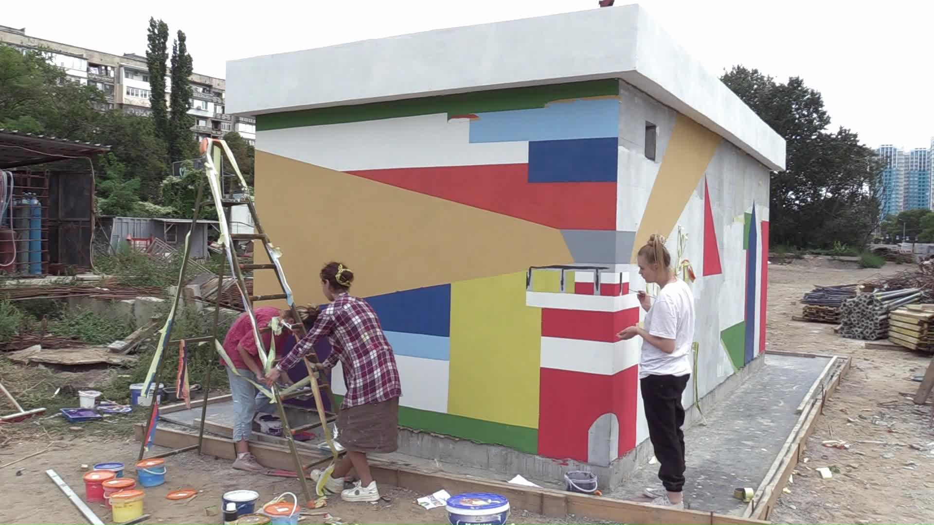 Mobile bomb shelters are being built in Odesa, amid Russia's invasion of Ukraine