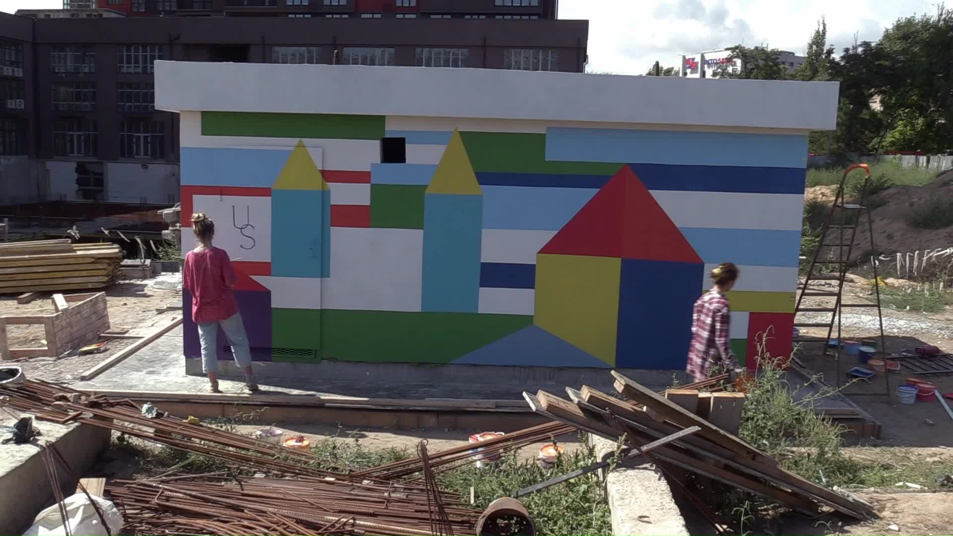 Mobile bomb shelters are being built in Odesa, amid Russia's invasion of Ukraine
