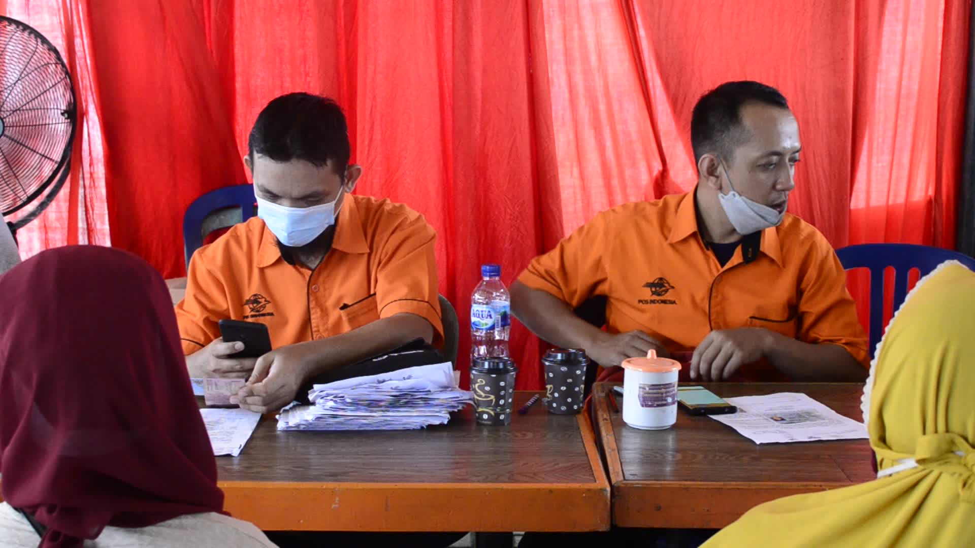 Citizen Get Direct Cash Assistance (BLT) for Fuel Oil in Indonesia