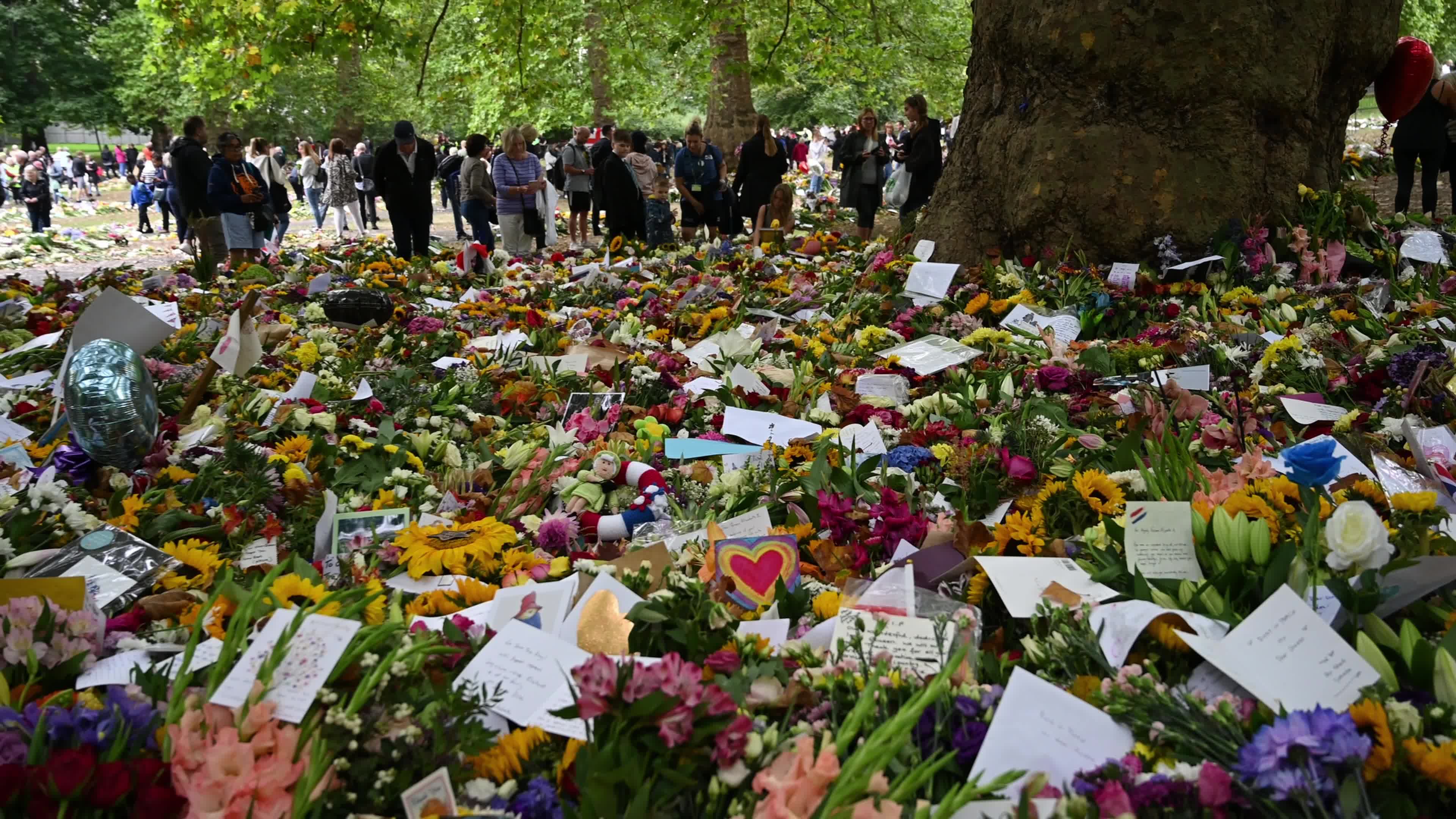Queen Elizabeth II's Coffin Is Transferred To London