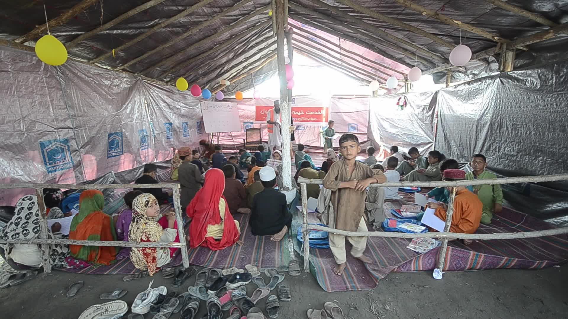 AKF establishes tent village for flood affected Afghan refugees in Peshawar