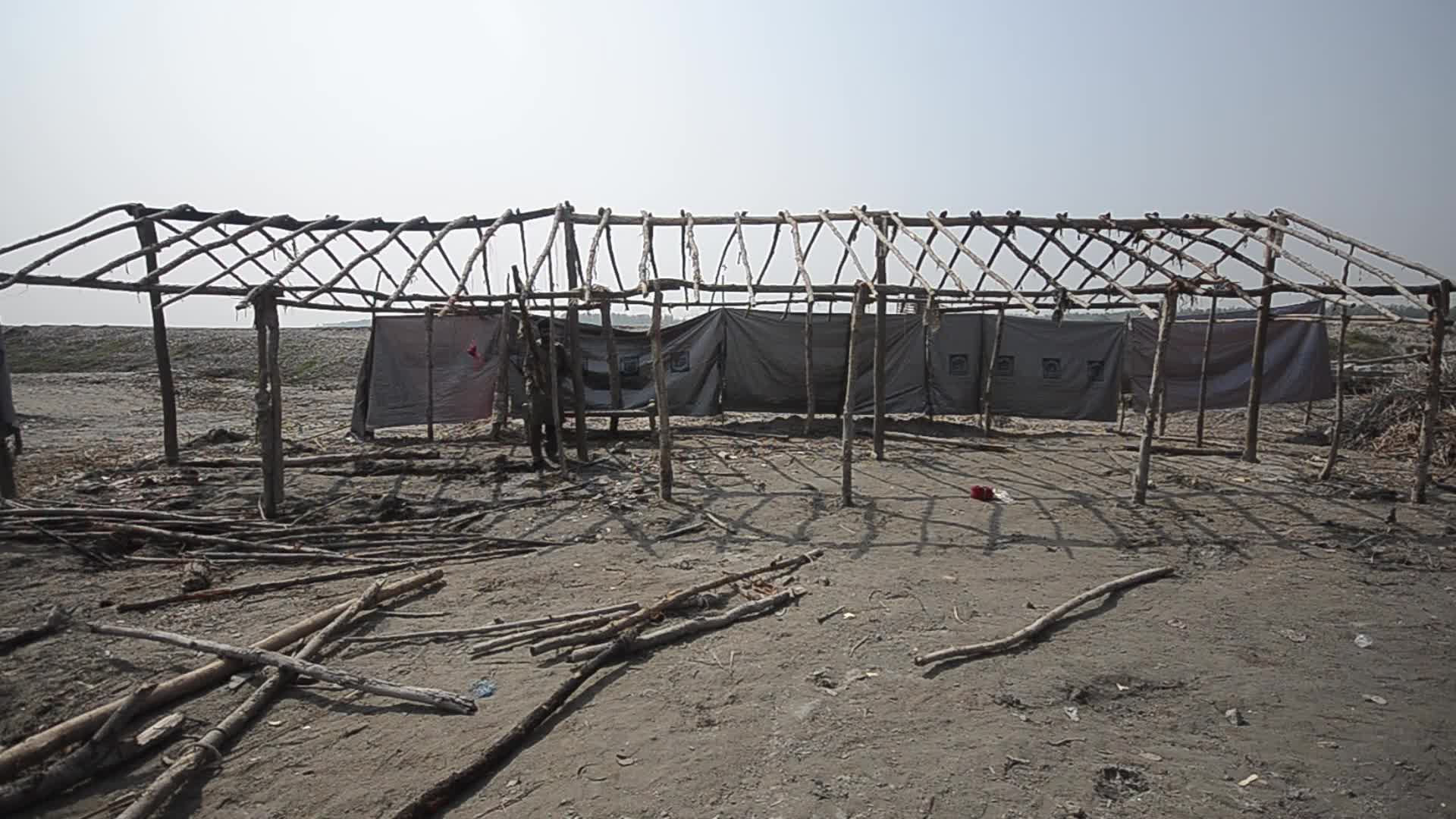 AKF establishes tent village for flood affected Afghan refugees in Peshawar