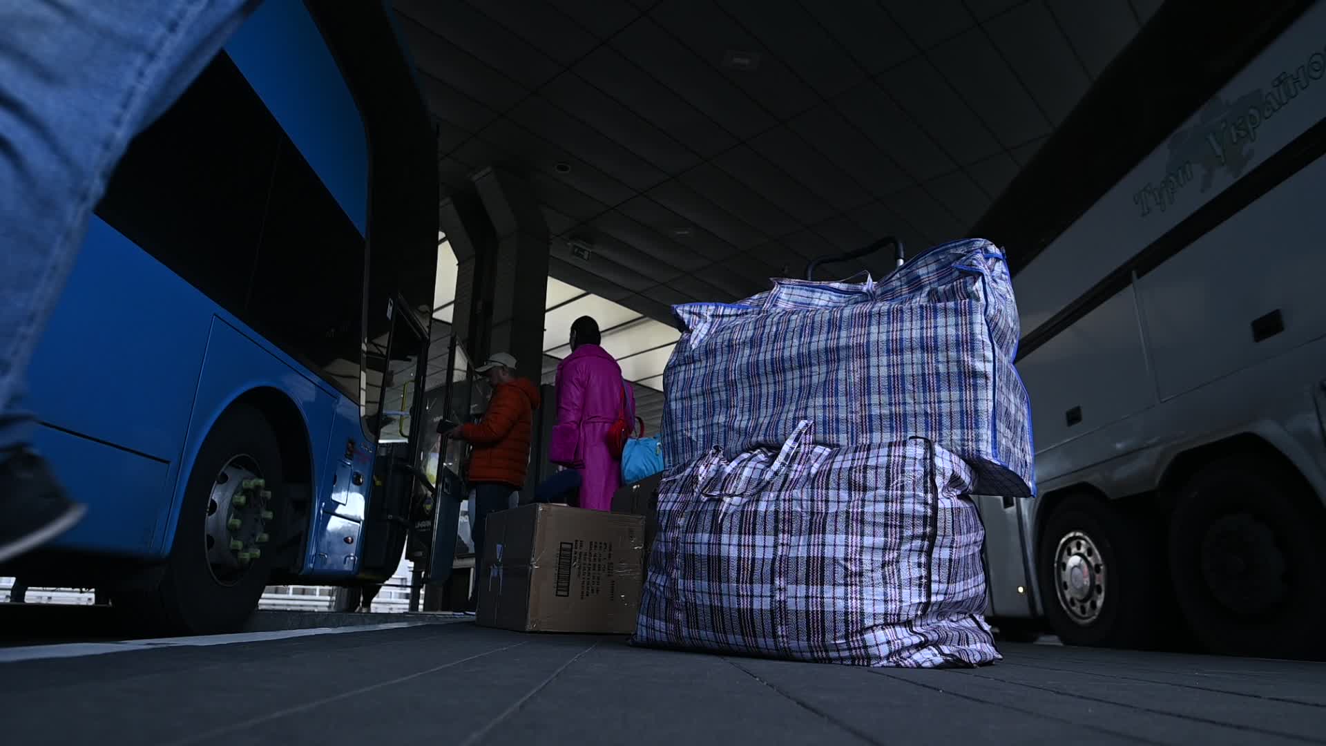 Ukrainian Refugees Determined To Return Home