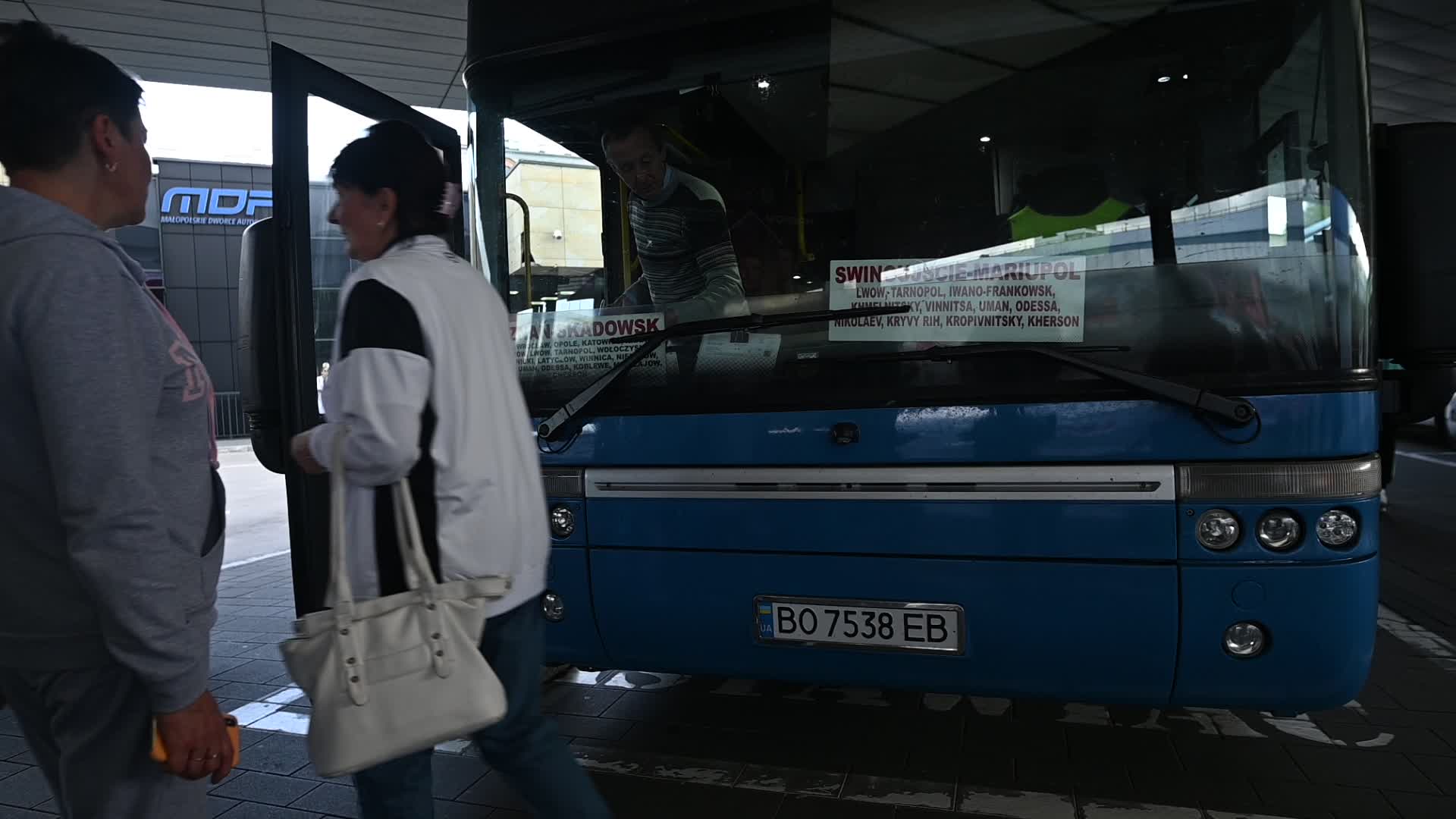Ukrainian Refugees Determined To Return Home