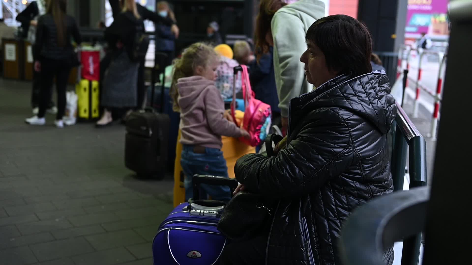 Ukrainian Refugees Determined To Return Home