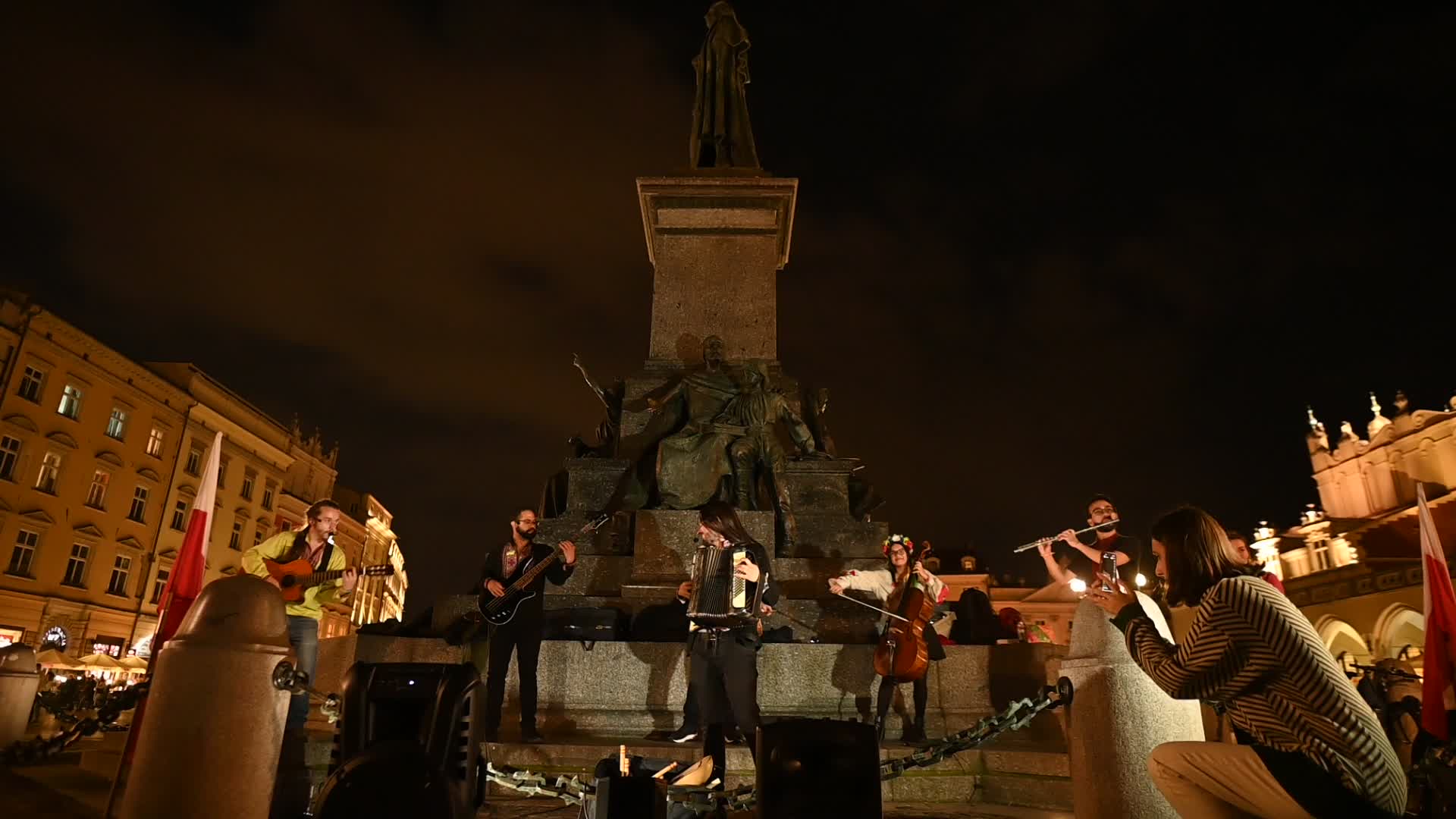 Los Iankover’s Perform In Krakow's Market Square