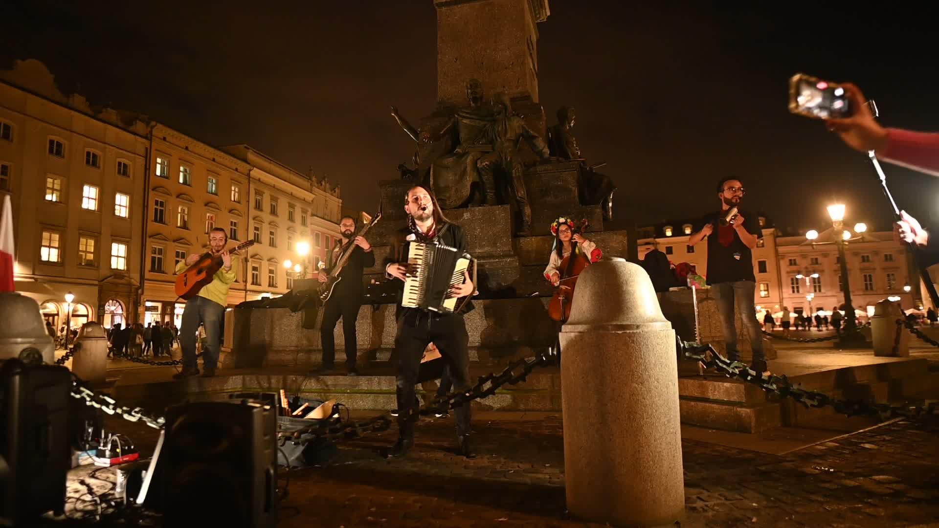 Los Iankover’s Perform In Krakow's Market Square