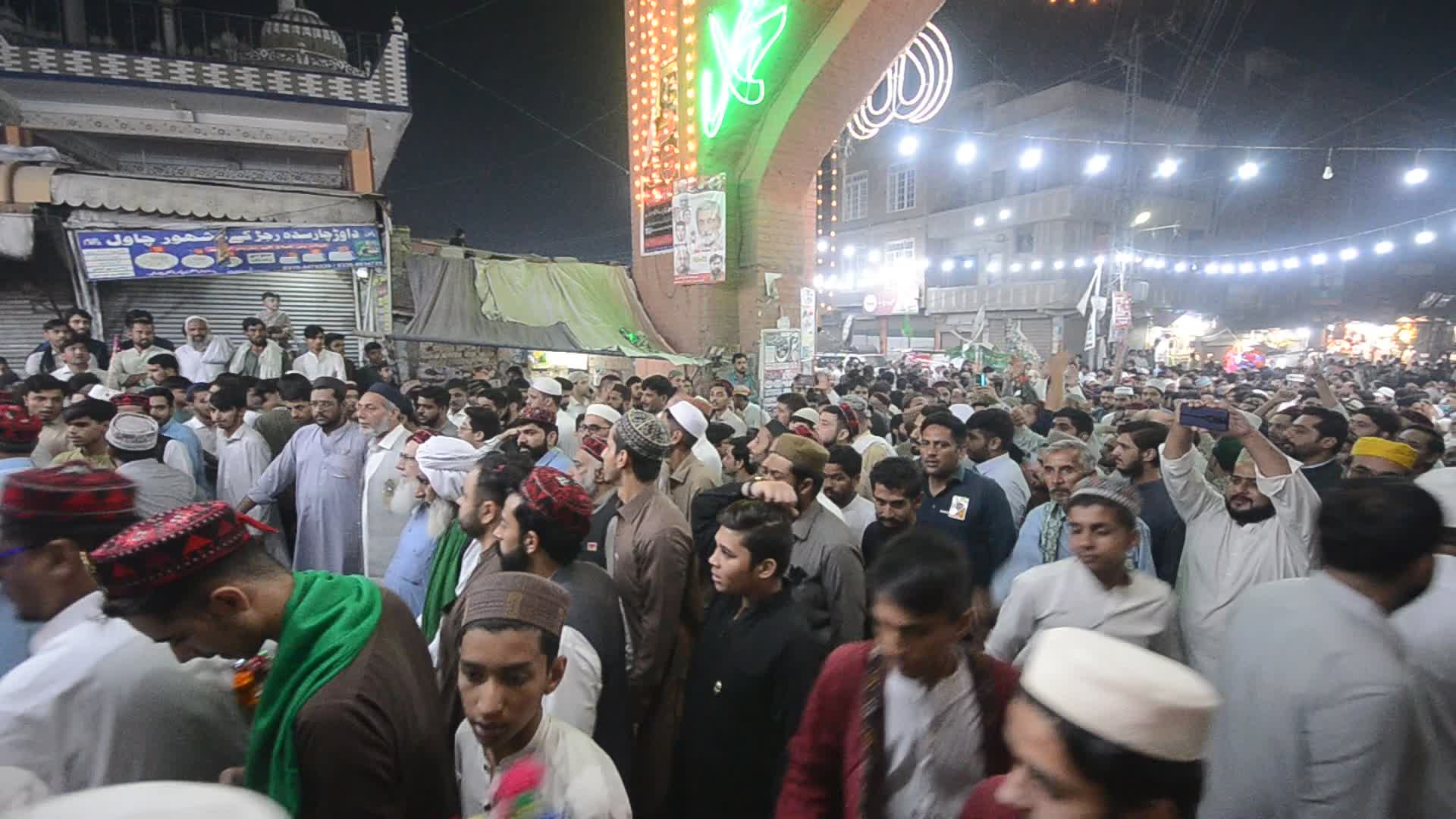 Pakistanis celebrate birthday of Prophet Muhammad