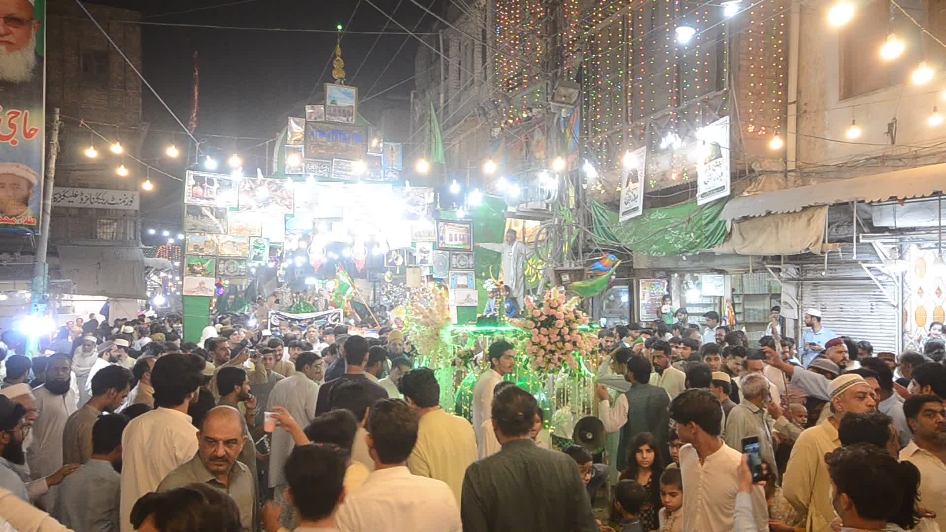 Pakistanis celebrate birthday of Prophet Muhammad