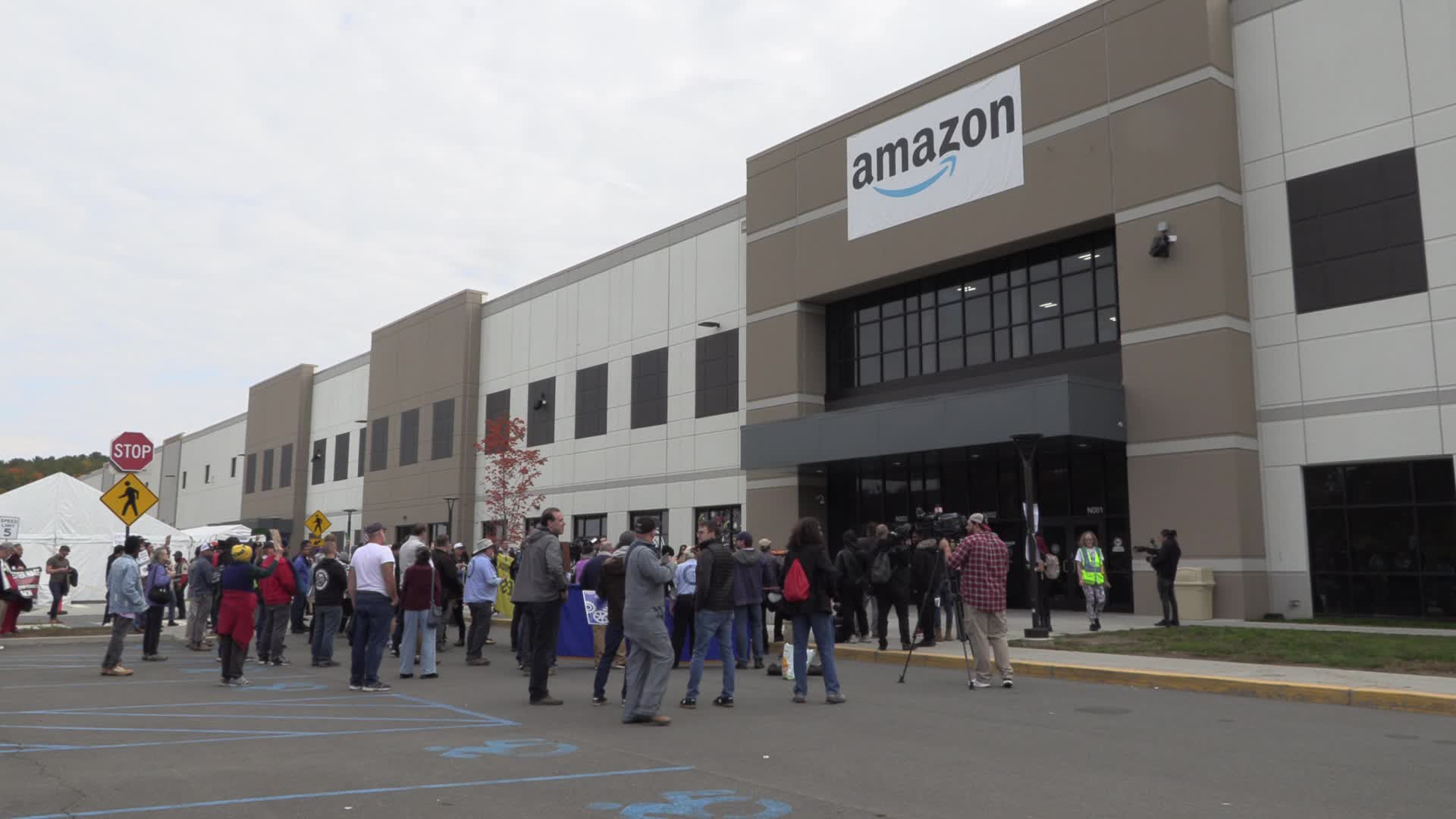 NY: Amazon Labor Union Election Rally Albany
