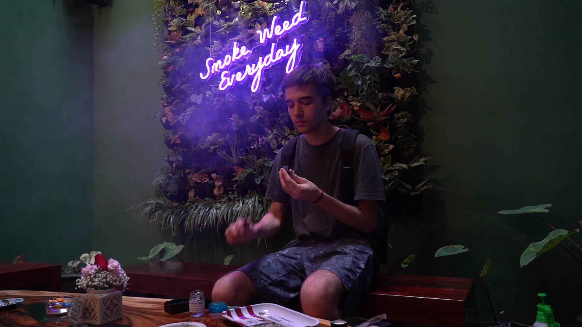 Royal Queen Seeds Open Marijuana Smoking Lounge in Bangkok.
