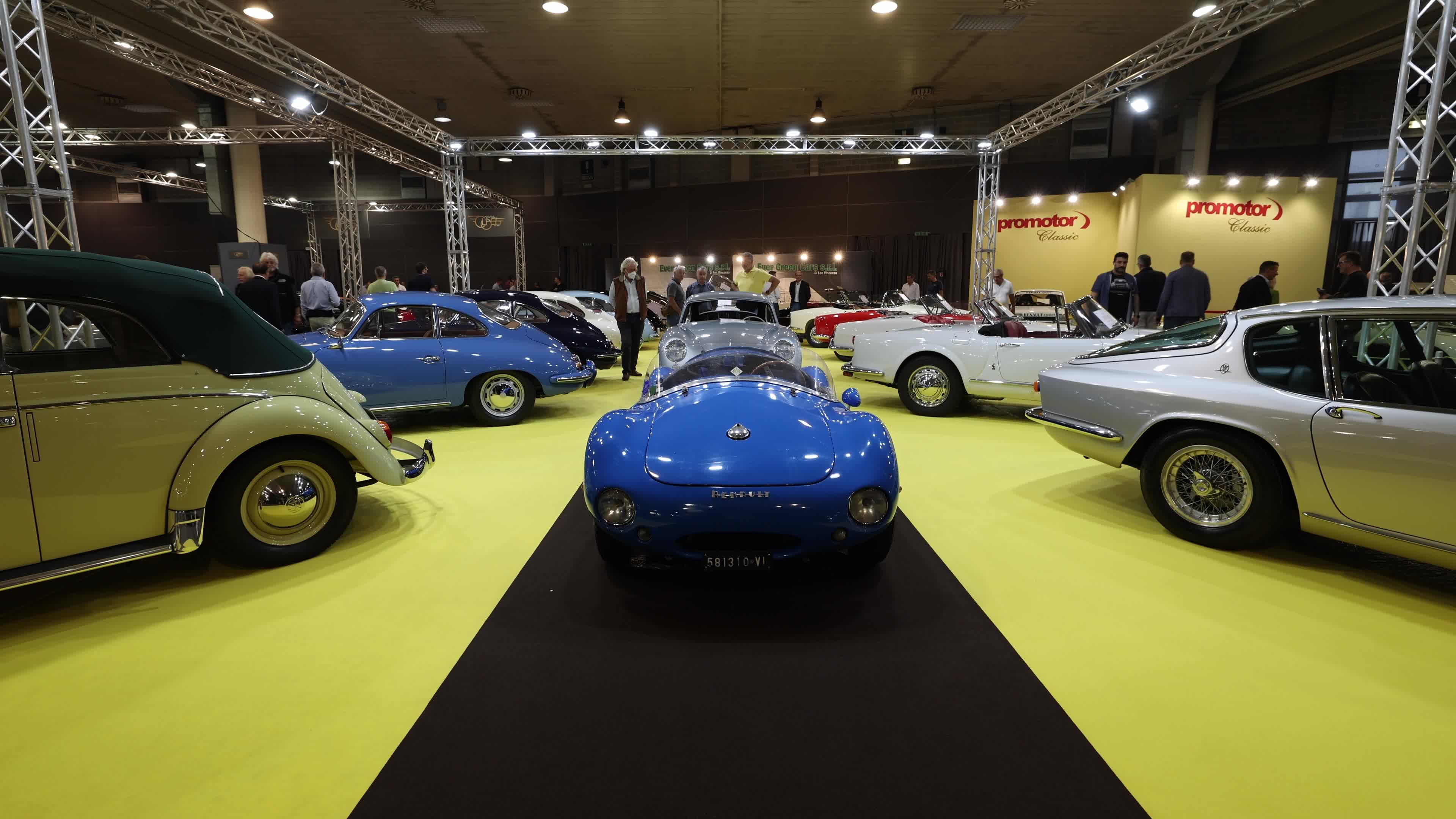 "Auto e Moto D'Epoca 2022", The Biggest Vintage Car Market In Europe