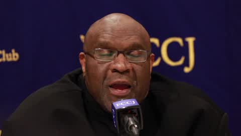 Kickboxer and media personality Bob Sapp speaks at FCCJ
