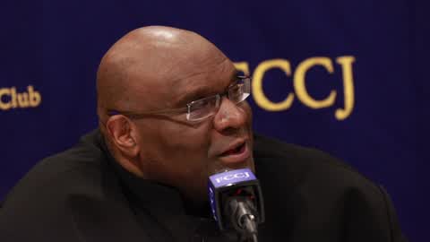 Kickboxer and media personality Bob Sapp speaks at FCCJ