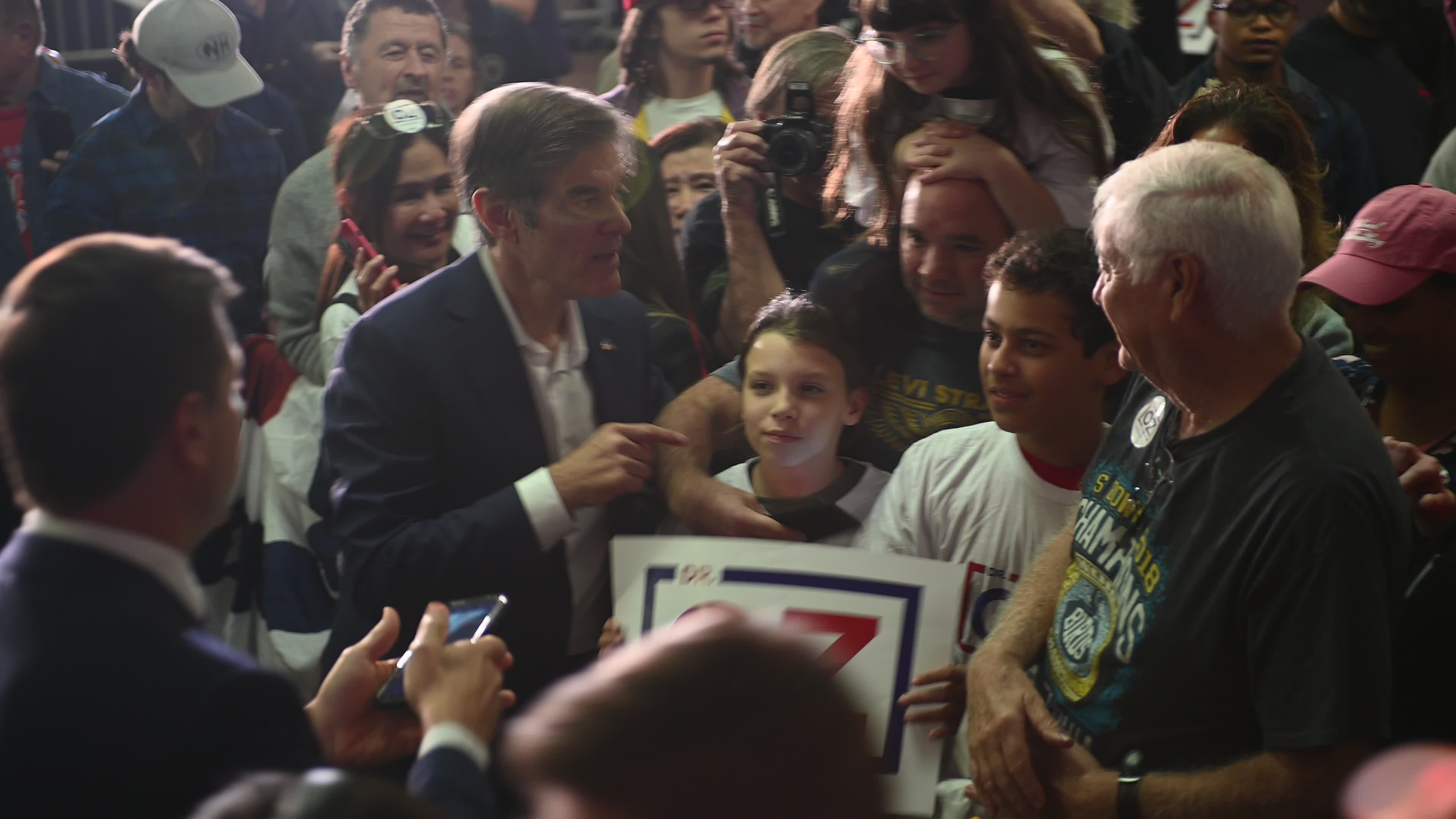 With week to go to Midterms, Mehmet Oz Holds Rally in Bensalem Township, PA
