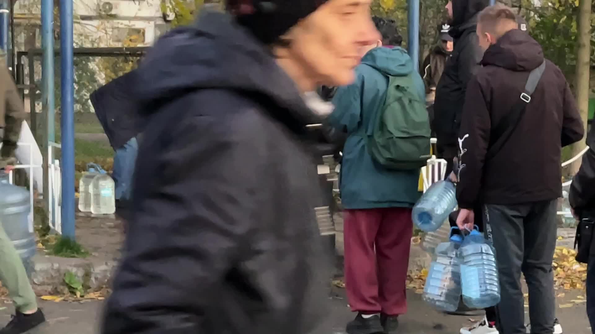 Russian attacks leave many Ukrainians without power or water