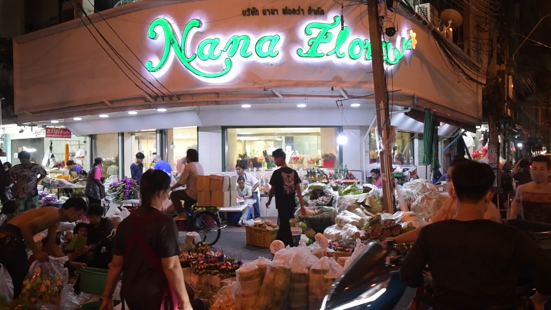 Flower Market During The Loy Krathong Festival In Bangkok