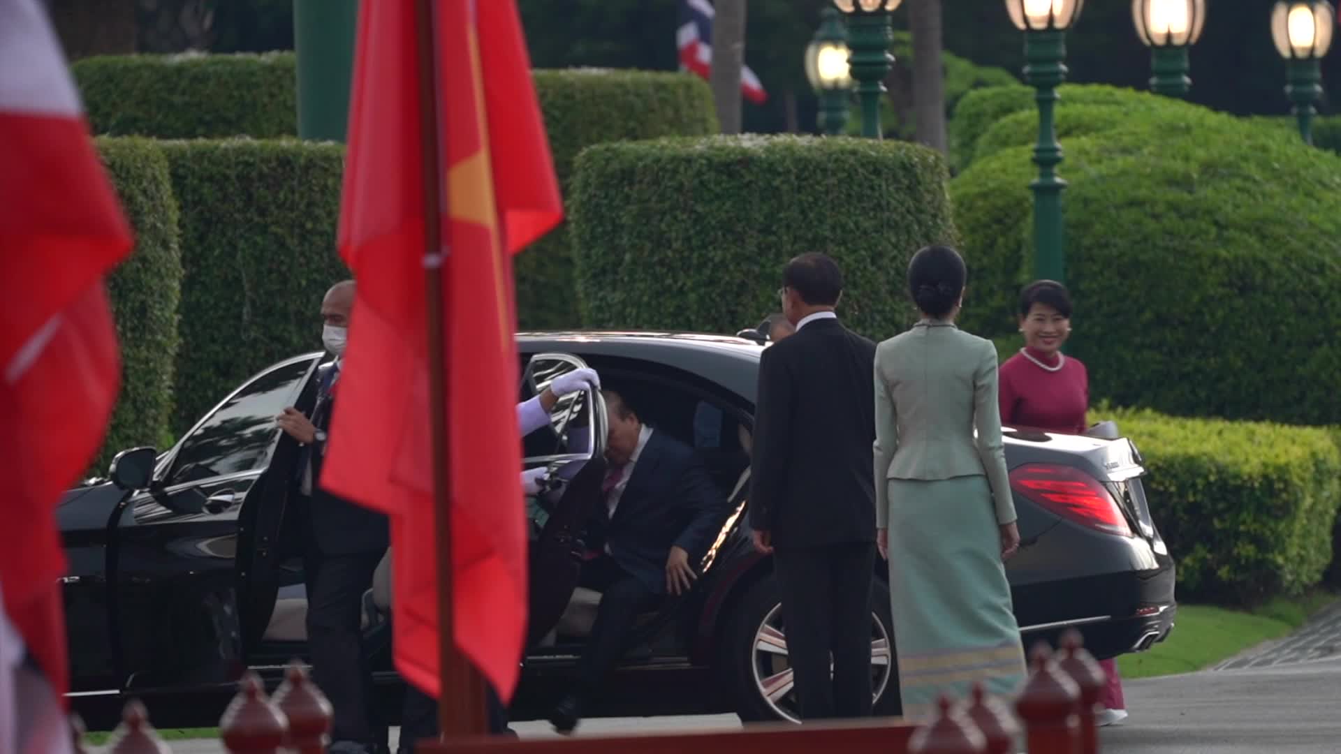 Vietnam President Nguyen Xuan Phuc Arrives in Bangkok.