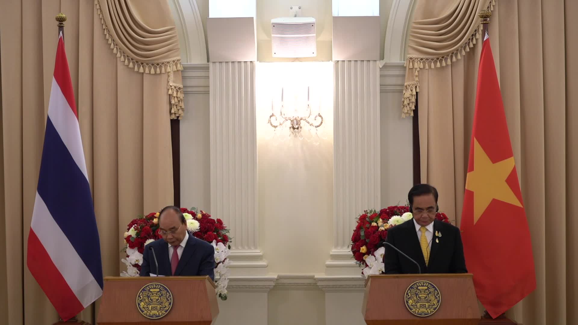 Vietnam President Nguyen Xuan Phuc Arrives in Bangkok.