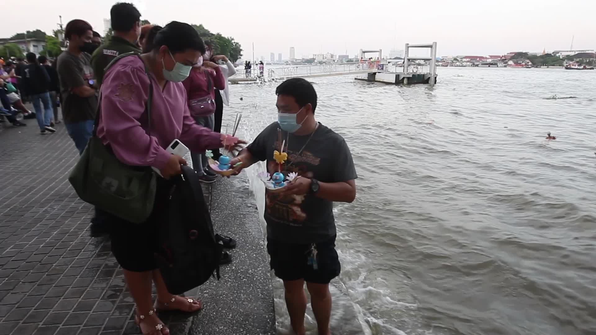 Loy Krathong festival in Bangkok, Thailand