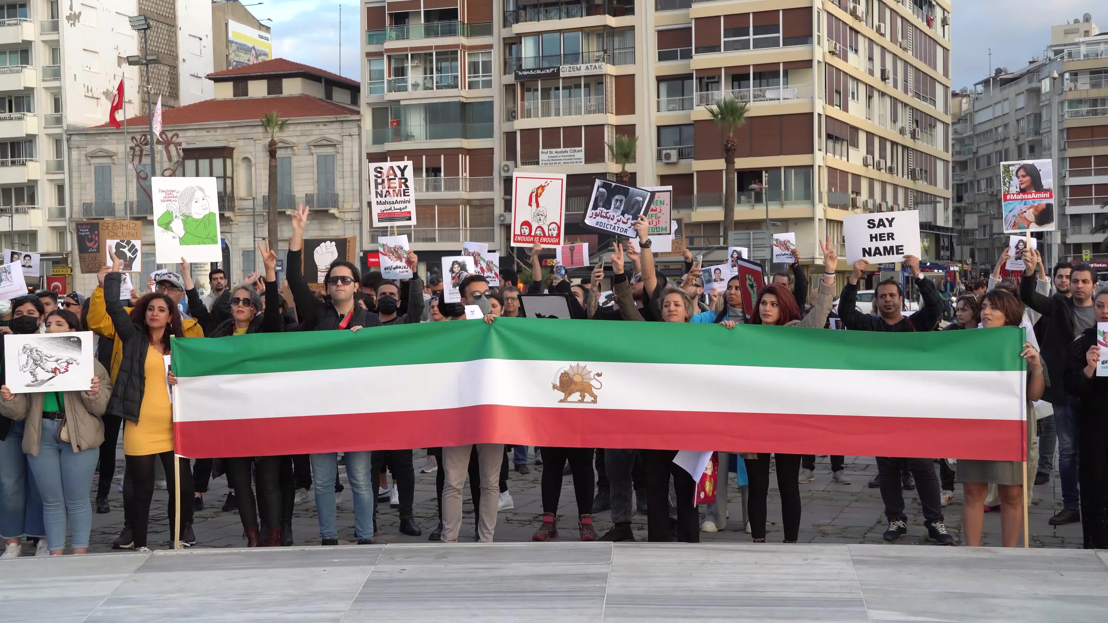 Rally for Mahsa Amini, Izmir, Turkey